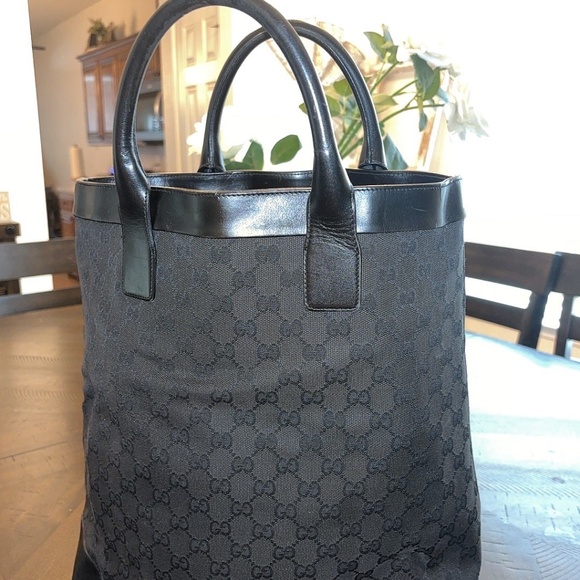 Gucci Purses - Picture 1 of 2